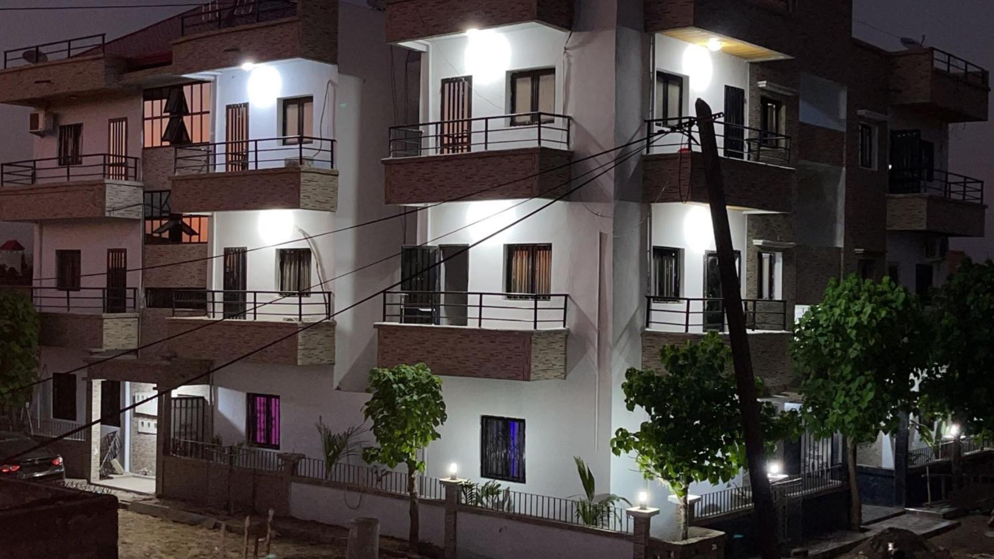 Hotel Residence Aicha Tambacounda 外观 照片